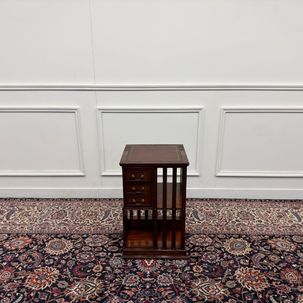 Klassiek Engelse Chesterfield Boekenmolen, Ophalen of Verzenden