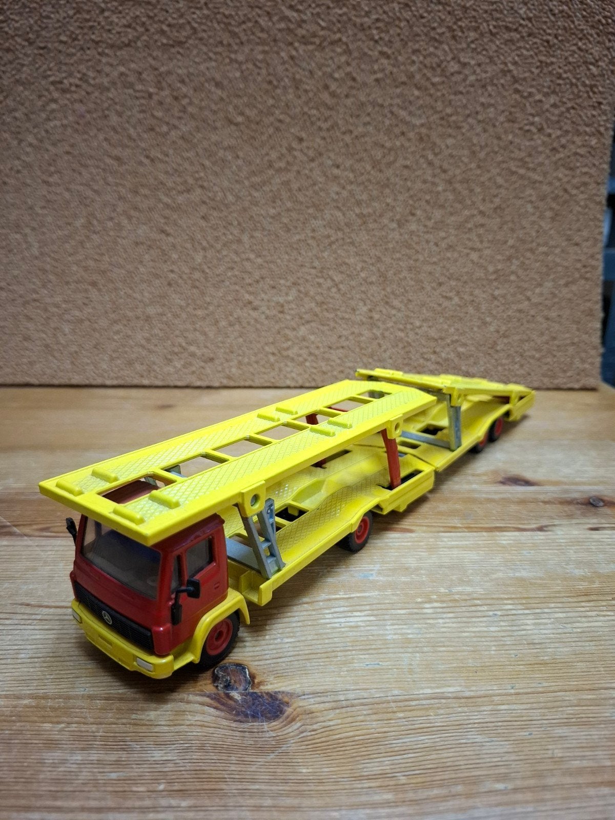 Siku Mercedes autotransporter met aanhanger, Hobby en Vrije tijd, Modelauto's | 1:50, Ophalen of Verzenden, Nieuw, Bus of Vrachtwagen