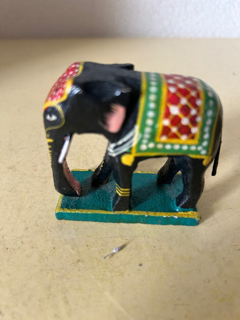 Vintage handgeschilderd houten olifantje uit India, Antiek en Kunst, Hout, 6 cm, India, Ophalen of Verzenden