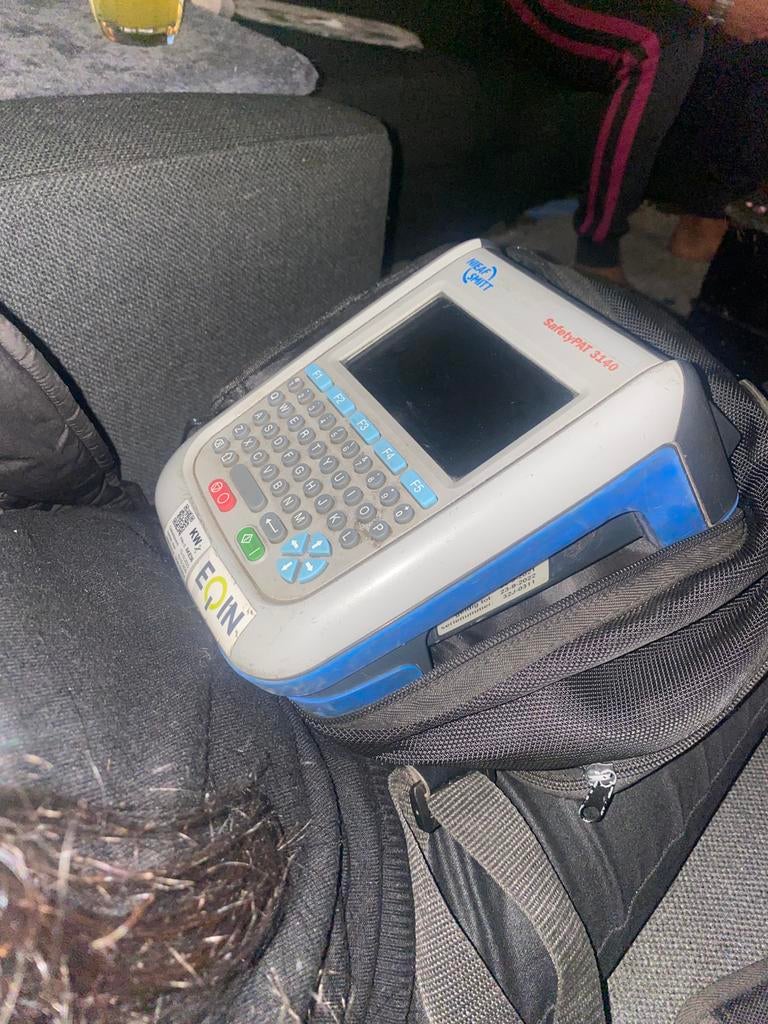 SafetyPAT 3140 PAT-tester - Zo goed als nieuw, Doe-het-zelf en Verbouw, Meetapparatuur, Ophalen of Verzenden, Zo goed als nieuw