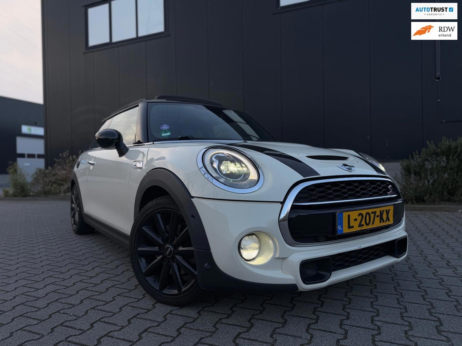 Mini Mini 2.0 Cooper S Chili Serious Business, Auto's, 1998 cc, Gebruikt, Euro 6, 4 stoelen