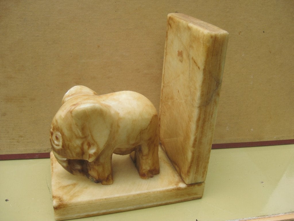 Olifant boekensteun van marmer of albast, Ophalen of Verzenden