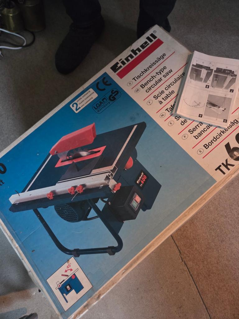 Zaagmachine, Doe-het-zelf en Verbouw, Gereedschap | Zaagmachines, Ophalen, 600 tot 1200 watt, Cirkelzaag, 70 mm of meer