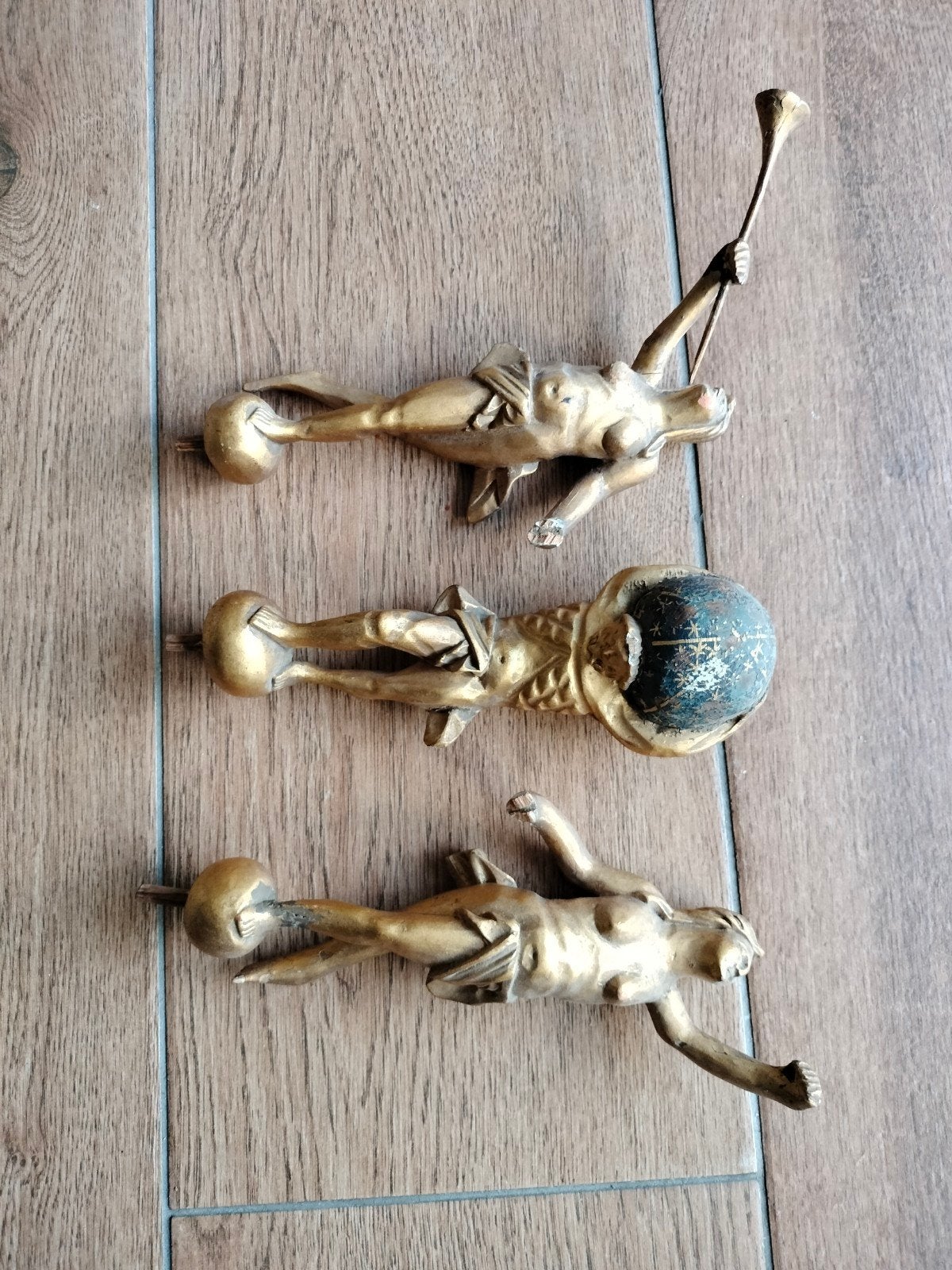 Antieke houten grote beelden: atlas en twee engelen, Ophalen of Verzenden