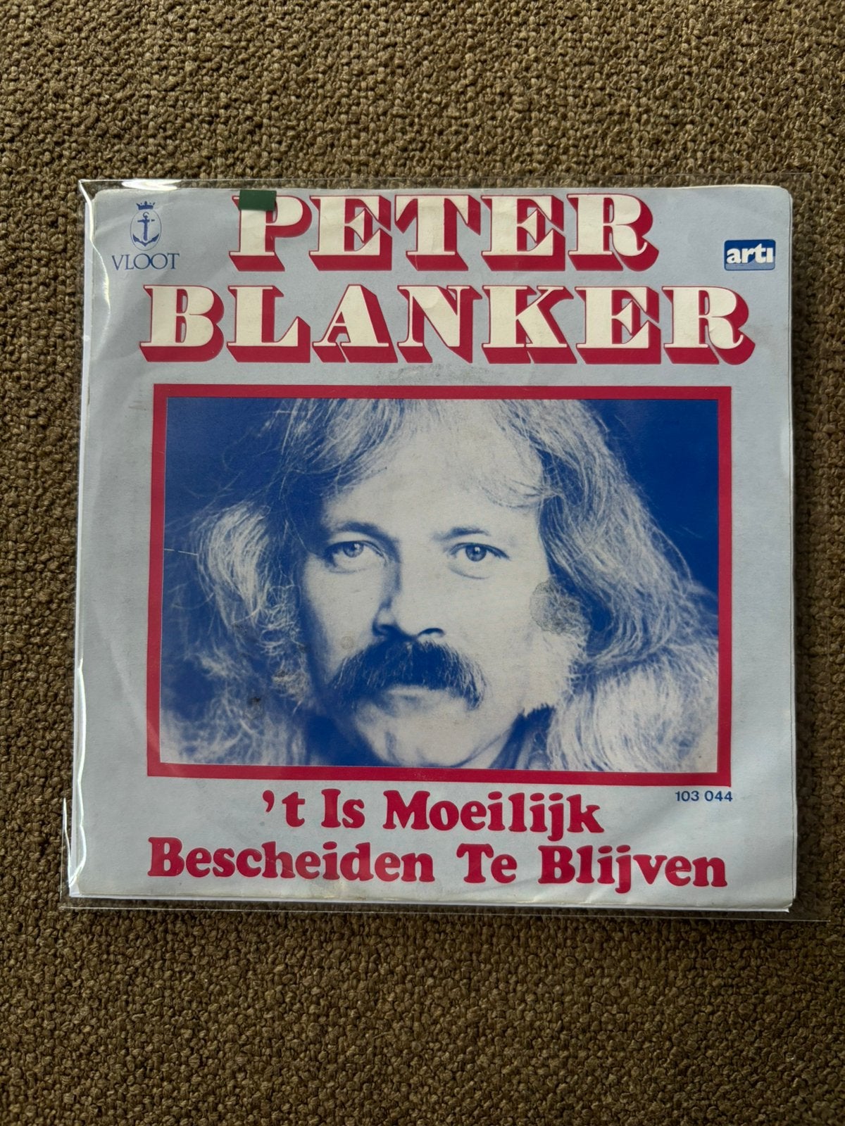 Peter Blanker - ‘t Is moeilijk bescheiden te blijven, Ophalen of Verzenden, Gebruikt, 7 inch, Nederlandstalig