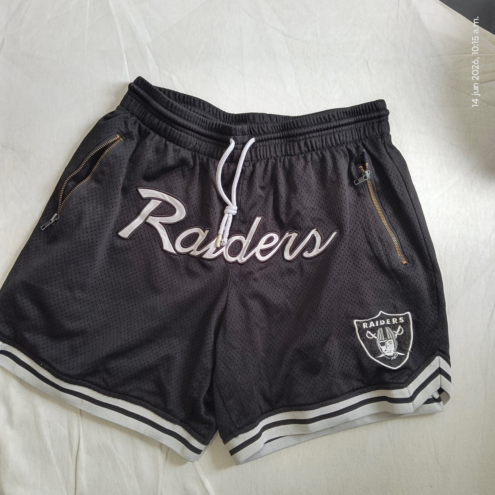 NFL Raiders Mesh Shorts - Maat L, Kleding | Heren, NFL, Zwart, Overige jeansmaten, Ophalen of Verzenden