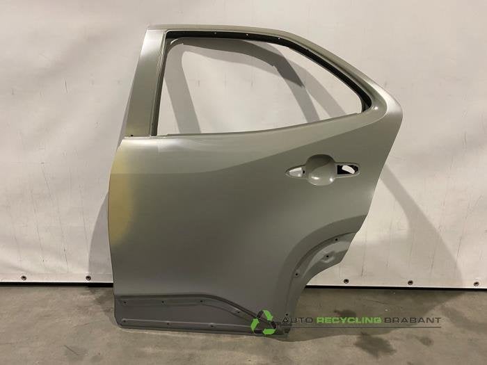 Portier 4Deurs links-achter van een Toyota Yaris Cross, Gebruikt, -, Deur, -