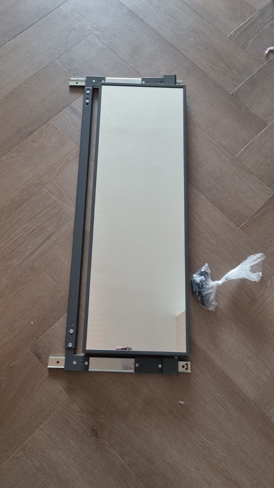 IKEA uittrekbare spiegel voor PAX, Ophalen, Minder dan 50 cm, Zo goed als nieuw, Minder dan 100 cm