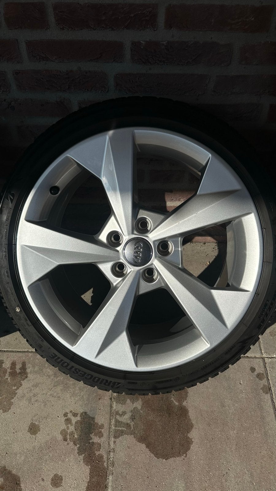 Audi A3 Velgen 5x112 met Winterbanden 225/40/R18 92V, Auto-onderdelen, Banden en Velgen, 18 inch, Gebruikt, Banden en Velgen, Personenwagen