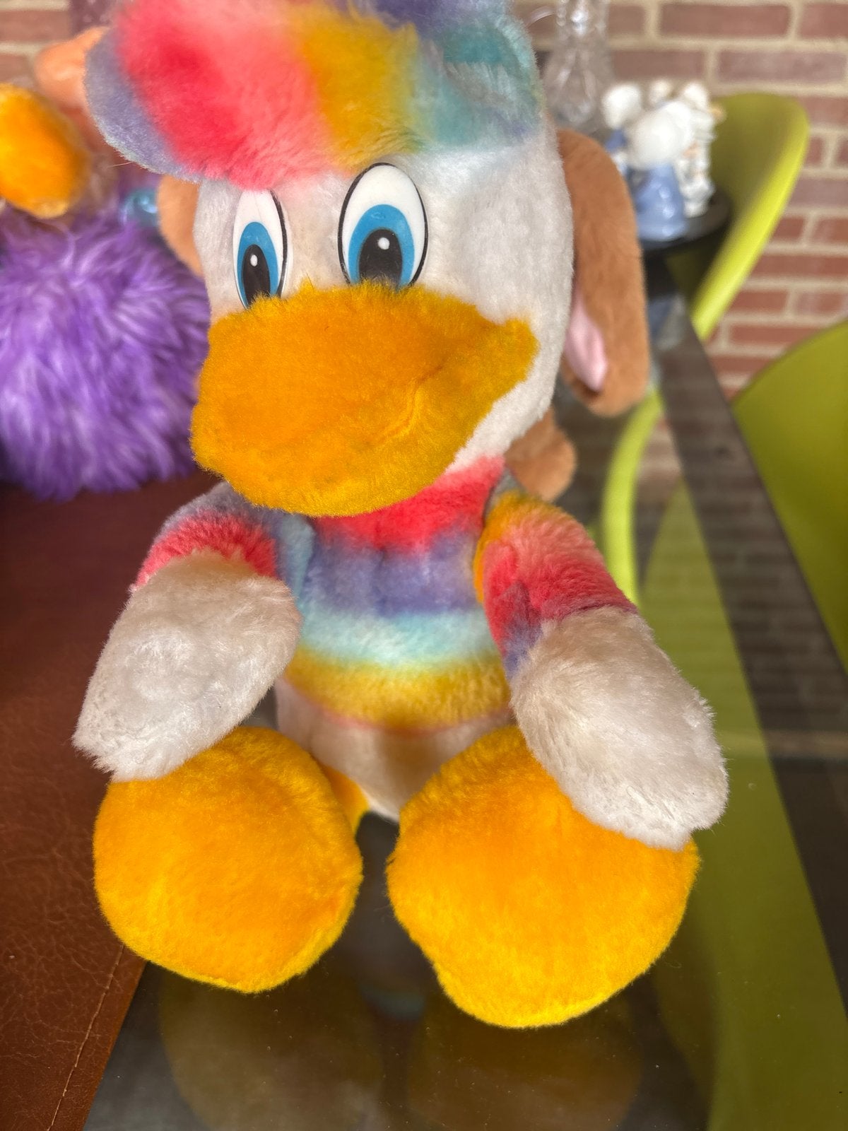 Kleurrijke knuffeleend - Zo goed als nieuw, Kinderen en Baby's, Speelgoed | Knuffels en Pluche, Ophalen of Verzenden, Zo goed als nieuw