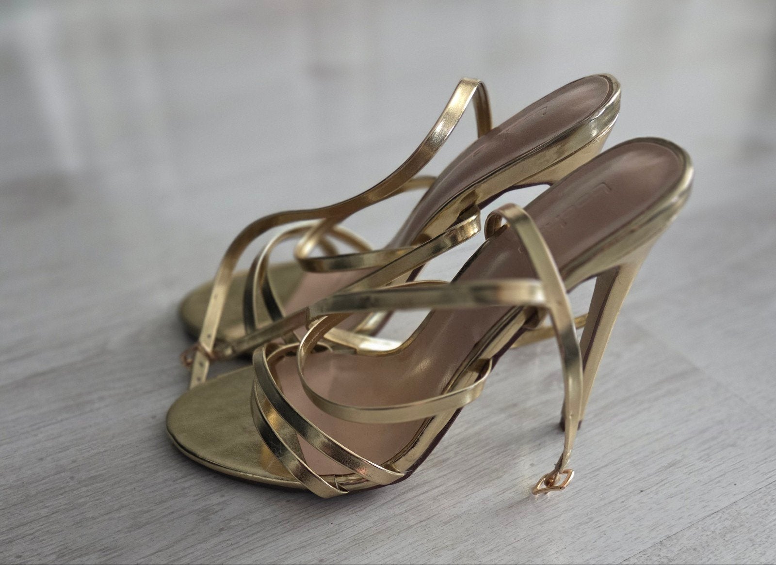 Gouden Sandalen/Pumps met Hoge Hak Maat 38, Ophalen of Verzenden, Nieuw, Overige kleuren