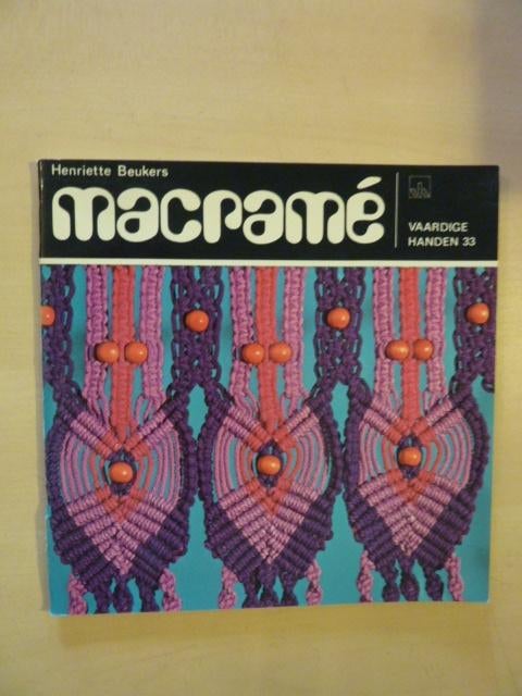 Vaardige handen 33 - Macramé, Ophalen of Verzenden, Zo goed als nieuw, Overige onderwerpen