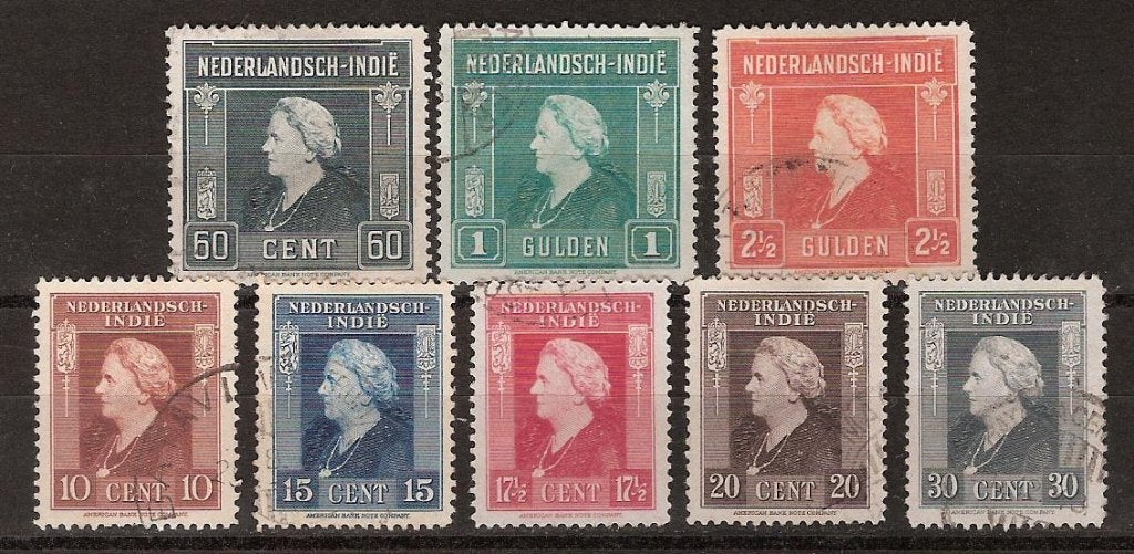 Nr 309 - 316 geb 1945 Wilhelmina ; Nederlands Indie 10% CW, Postzegels en Munten, Postzegels | Nederlands-Indië en Nieuw-Guinea