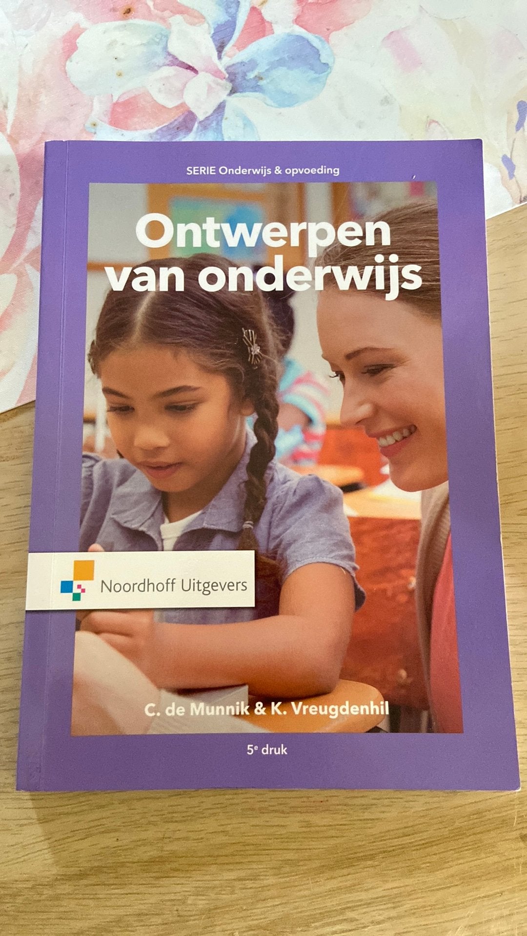 C. de Munnik - Ontwerpen van onderwijs, Ophalen of Verzenden, Zo goed als nieuw, C. de Munnik; K. Vreugdenhil