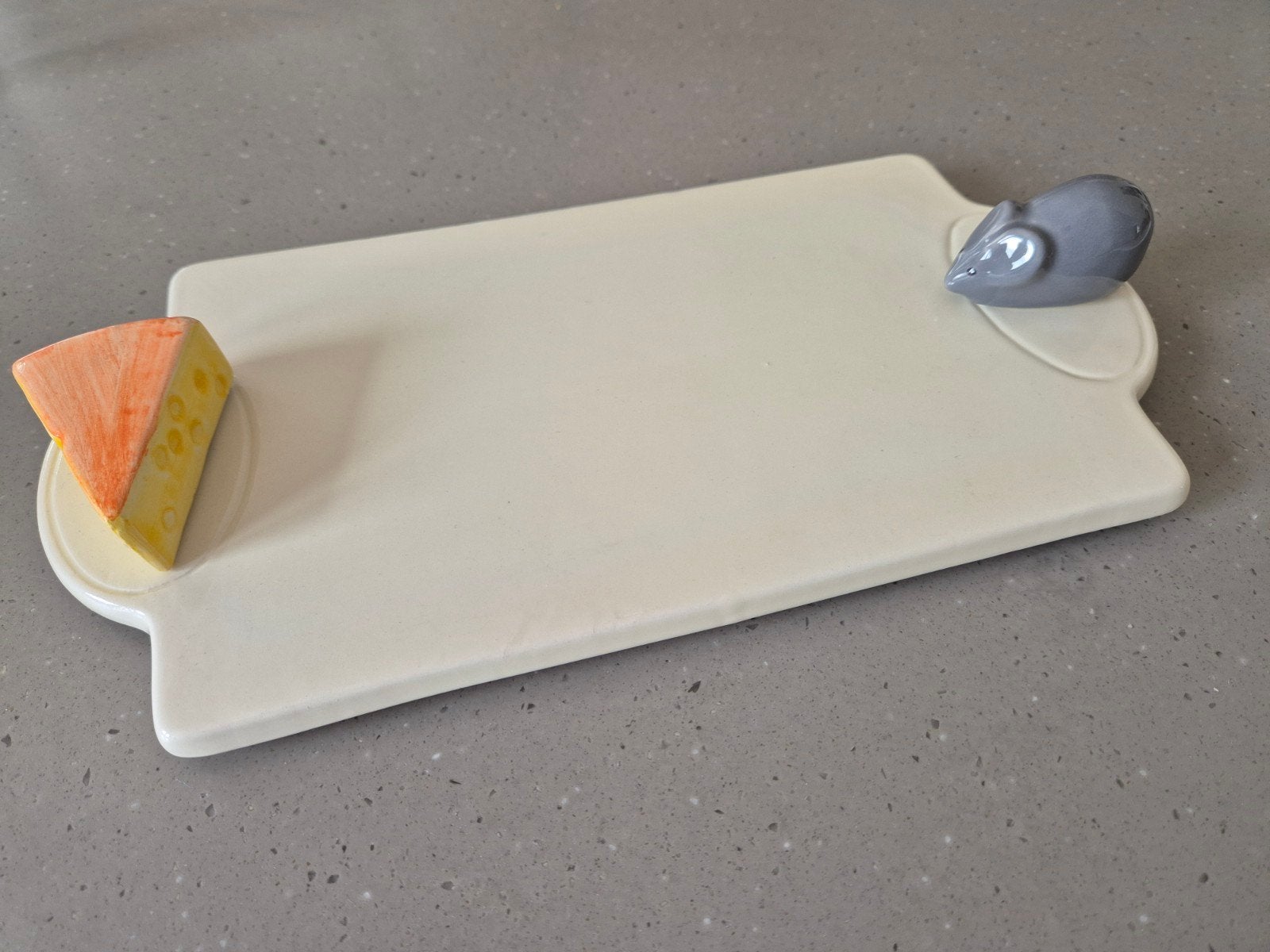 Kaasplank met muis en kaasje, Snij-/serveerplank, Ophalen of Verzenden, Zo goed als nieuw, Steen/keramiek