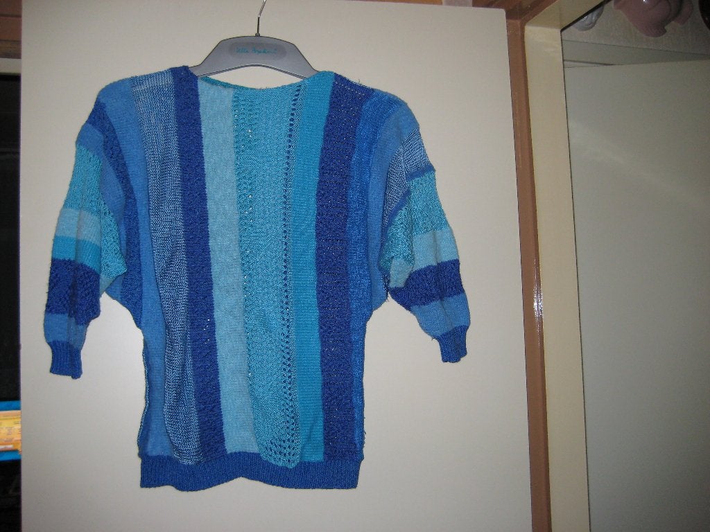 Handgebreide trui, 42 (104), Ophalen of Verzenden, Zo goed als nieuw, Maat 42/44 (L), Blauw