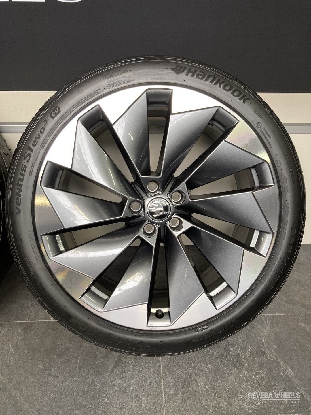 21” originele Skoda Enyaq / Elroq Betria velgen banden 5x112, Auto-onderdelen, Banden en Velgen, Gebruikt, -, -, Banden en Velgen