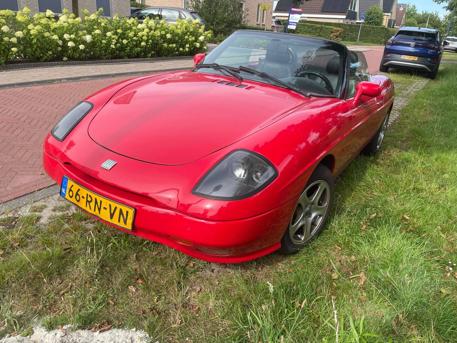 Fiat Barchetta 1.8 16V 1996 Rood, Auto's, Fiat, Voorwielaandrijving, 450 kg, 40 €/maand, 4 cilinders