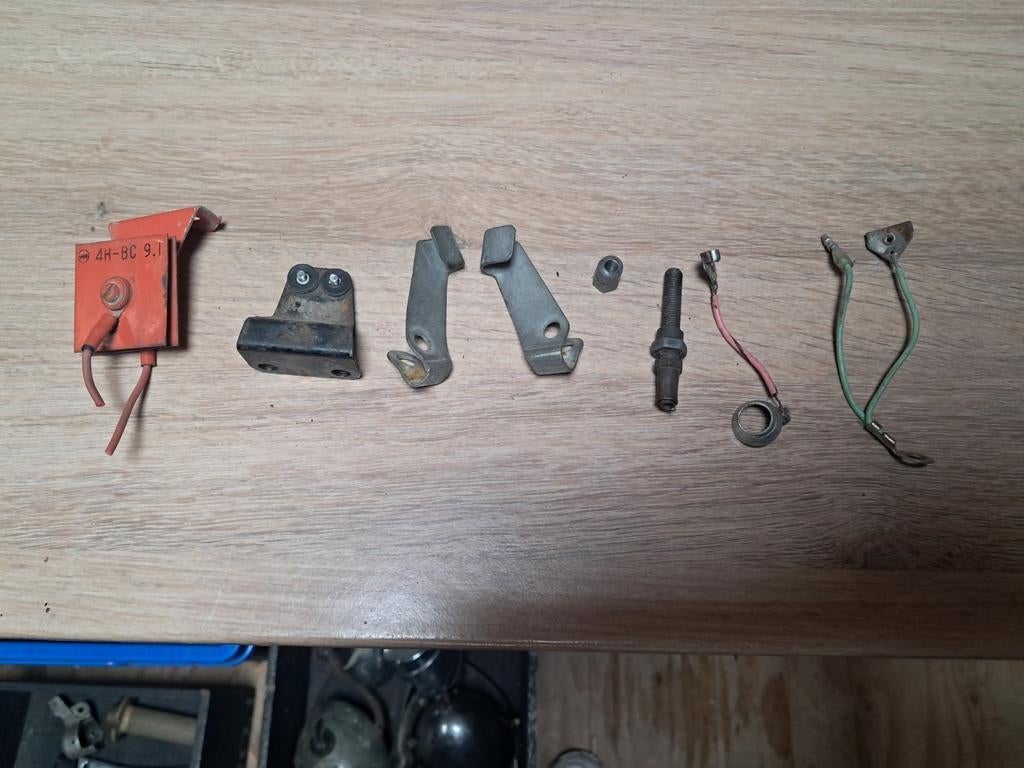 Little Honda onderdeeltjes P50 PC50 PS50 PF50 Amigo Novio, Fietsen en Brommers, Ophalen of Verzenden