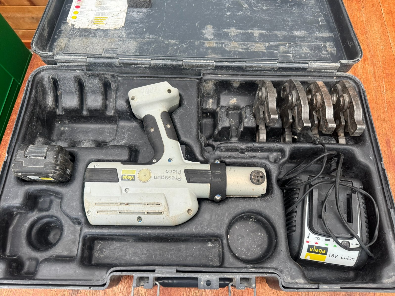 Viega pressgun picco 18v accu perstang, Doe-het-zelf en Verbouw, Gereedschap | Handgereedschap, Ophalen of Verzenden, Zo goed als nieuw