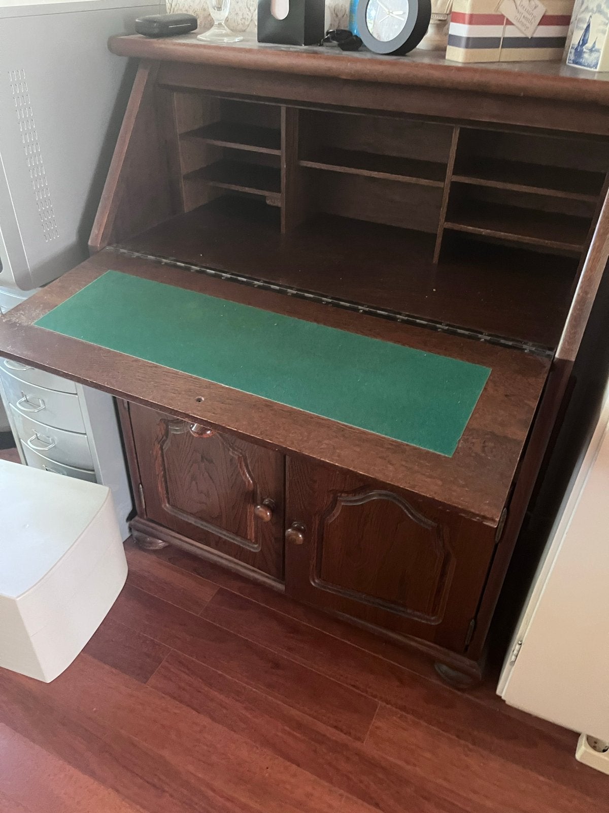 Antiek houten secretaire met groen vilt, Antiek en Kunst, Ophalen