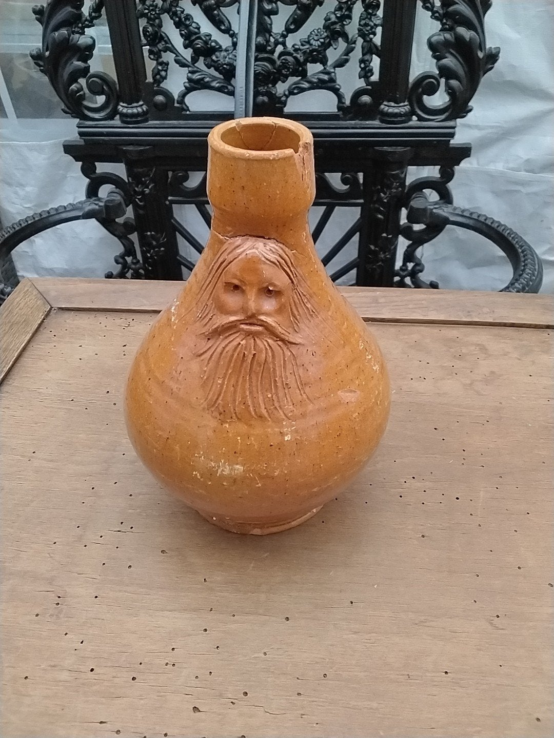 Antieke aardewerken kruik met baardman, 24 cm hoog, Ophalen of Verzenden