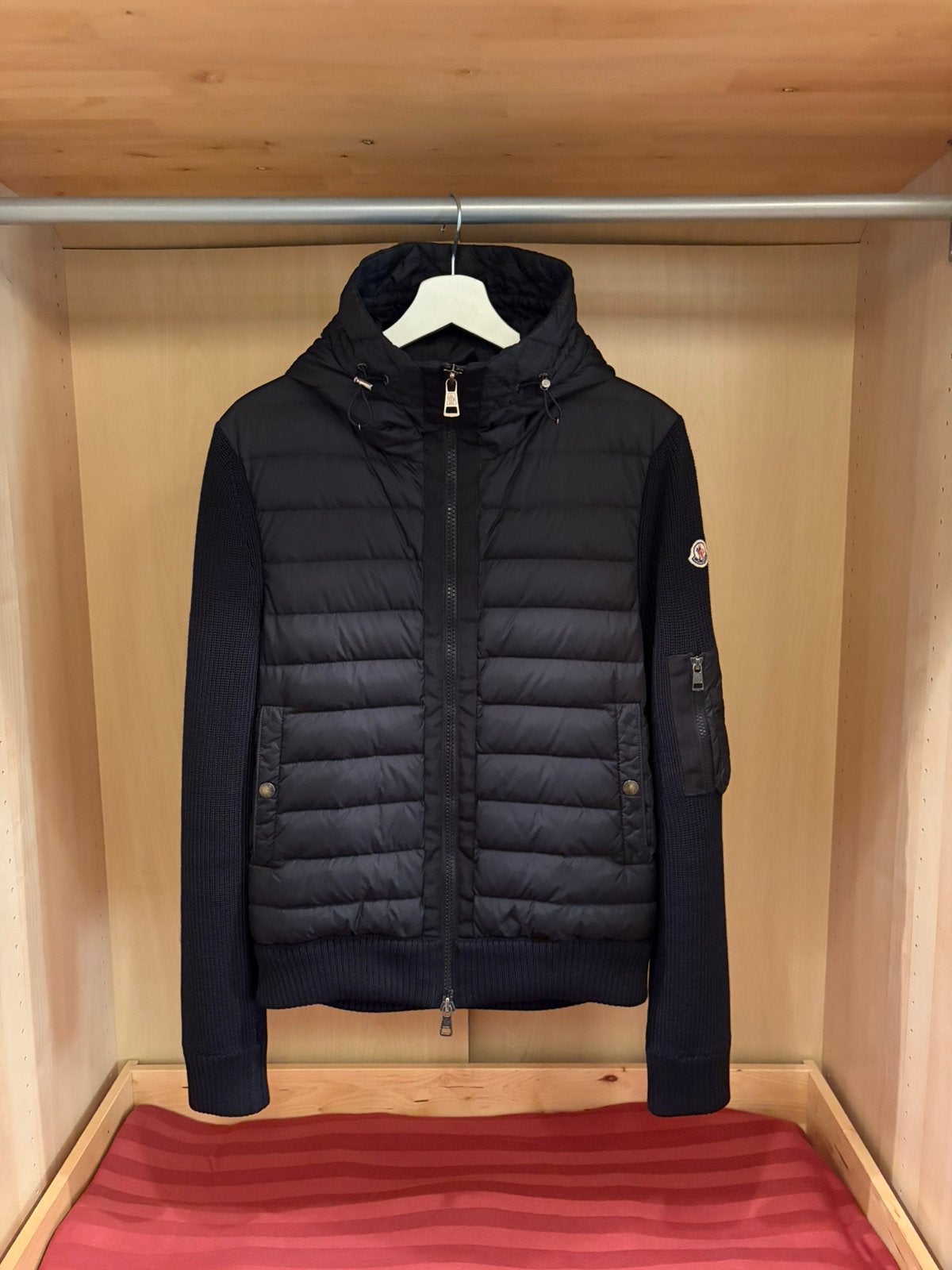 Moncler Padded Zip-Up Cardigan – Black | Size M, Kleding | Heren, Ophalen of Verzenden, Zo goed als nieuw, Maat 48/50 (M), Zwart