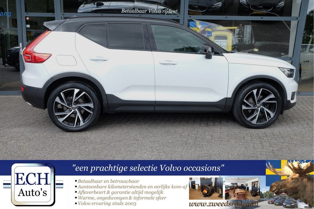 Volvo XC40 2.0 T5 AWD R-Design Intro Edition Panoramadak, Ad, Auto's, Volvo, Automaat, Gebruikt, 4 cilinders, Wit