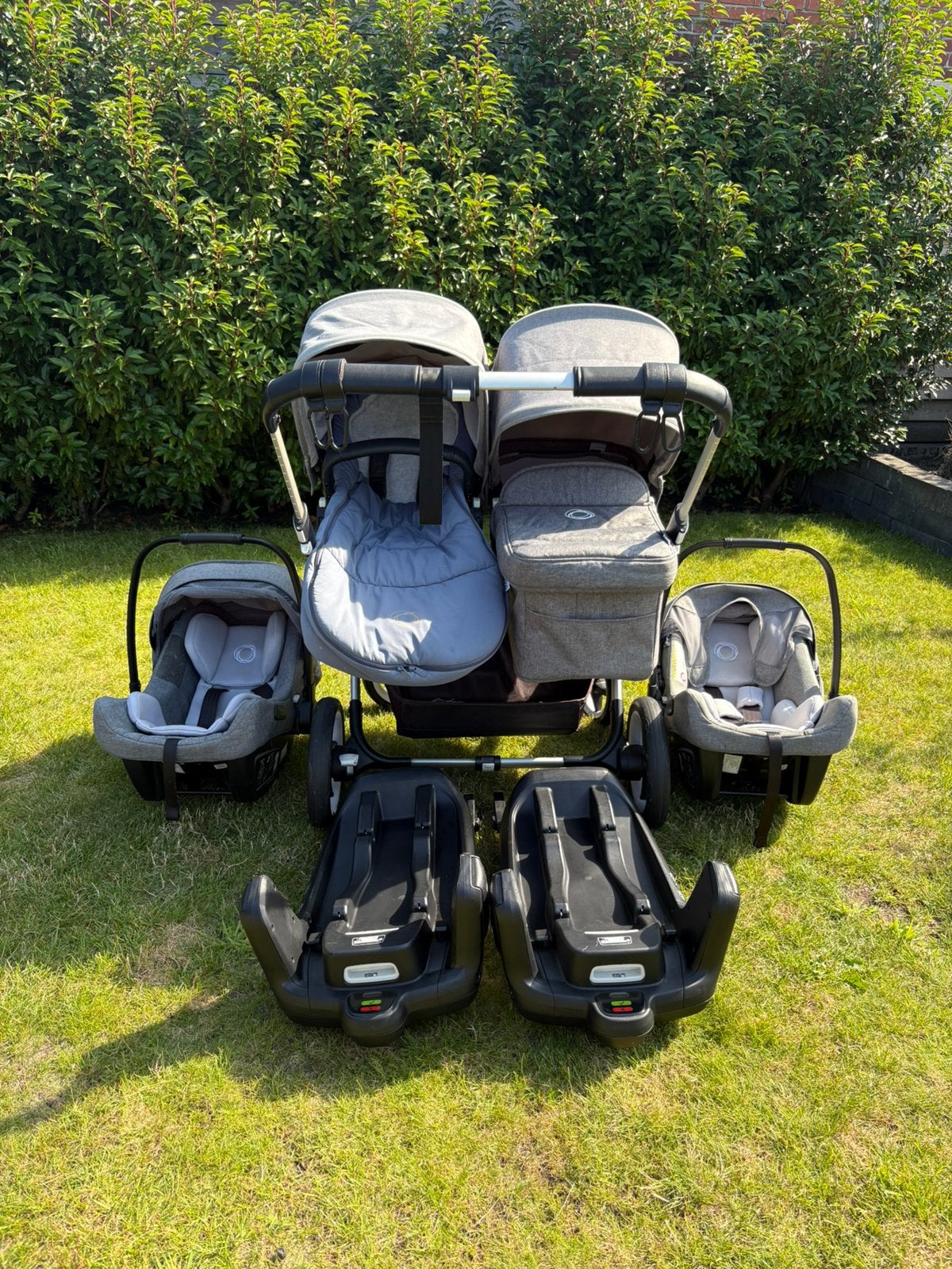 Bugaboo Donkey 3 Twin incl. 2 Turtle autostoelen + Isofix, Gebruikt, Bugaboo, Verstelbare duwstang, Ophalen