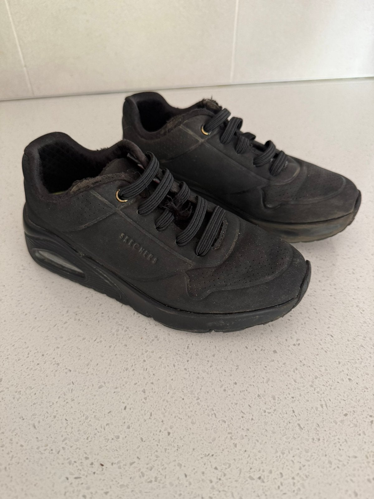 Sale!!!!Zwarte kinderschoenen van Skechers maat 30, Gebruikt, Jongen of Meisje, Schoenen, Ophalen of Verzenden