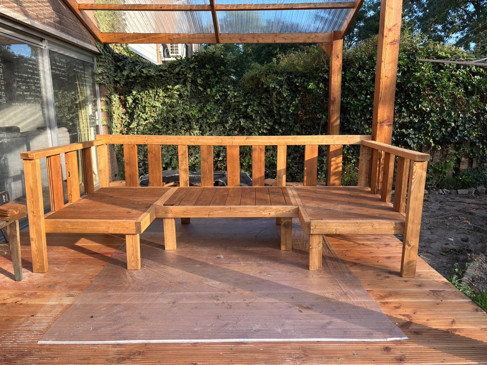 Timmerman & klusjesman Vlonders Tuinconstructies & Renovatie