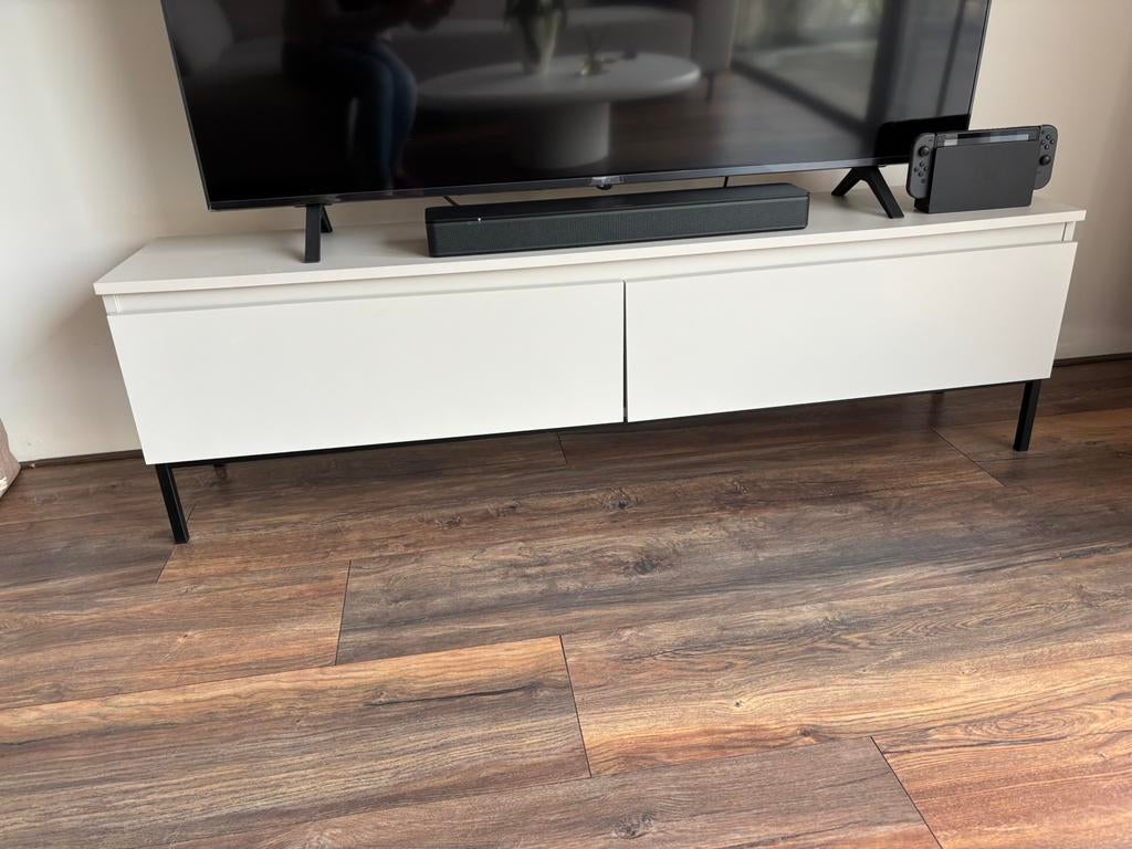 3 furnitures - tv framework - sofa - closet, Ophalen of Verzenden, Gebruikt