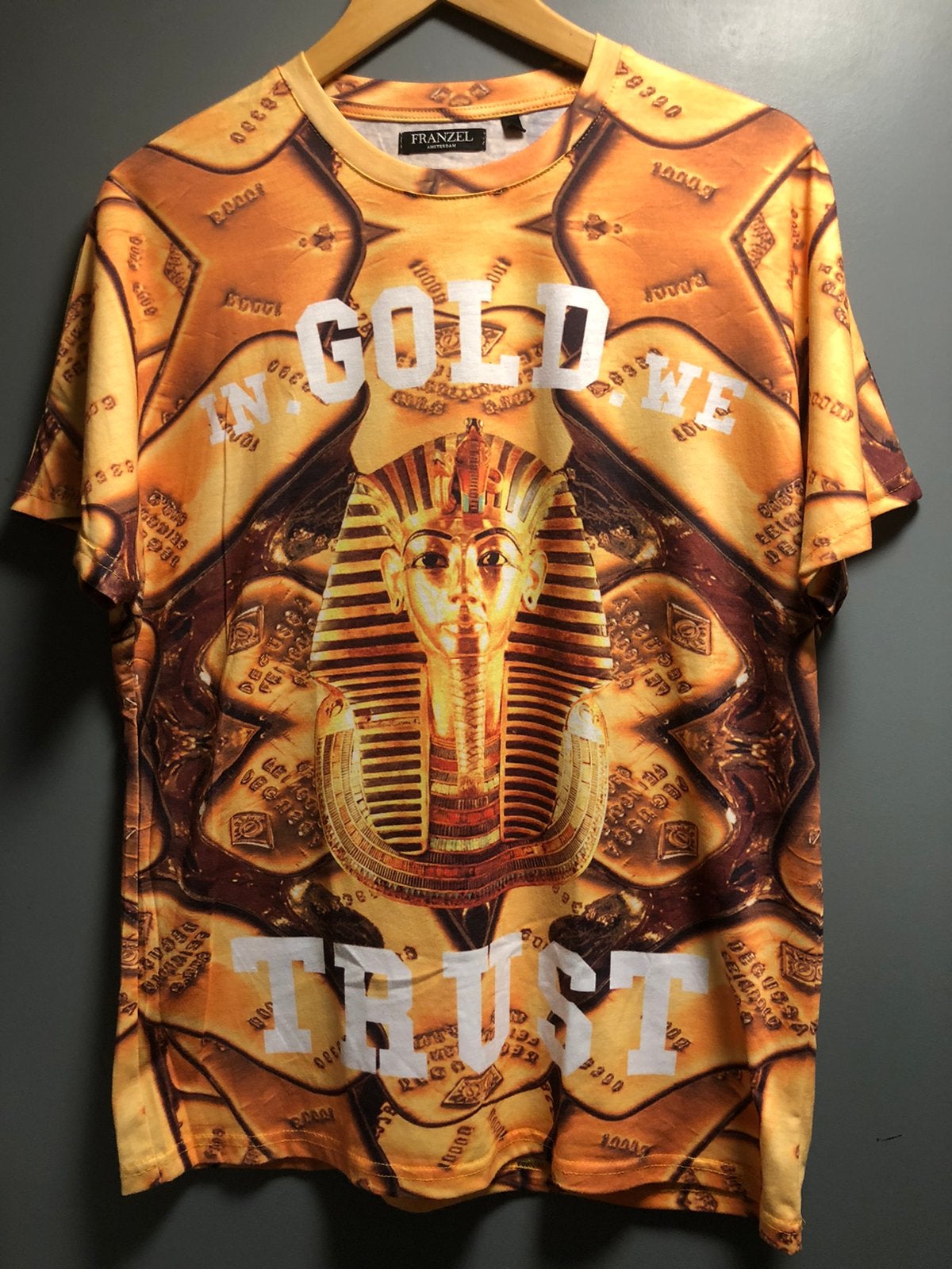 In gold we trust toetachamon golden masker allover print m., Ophalen, Zo goed als nieuw