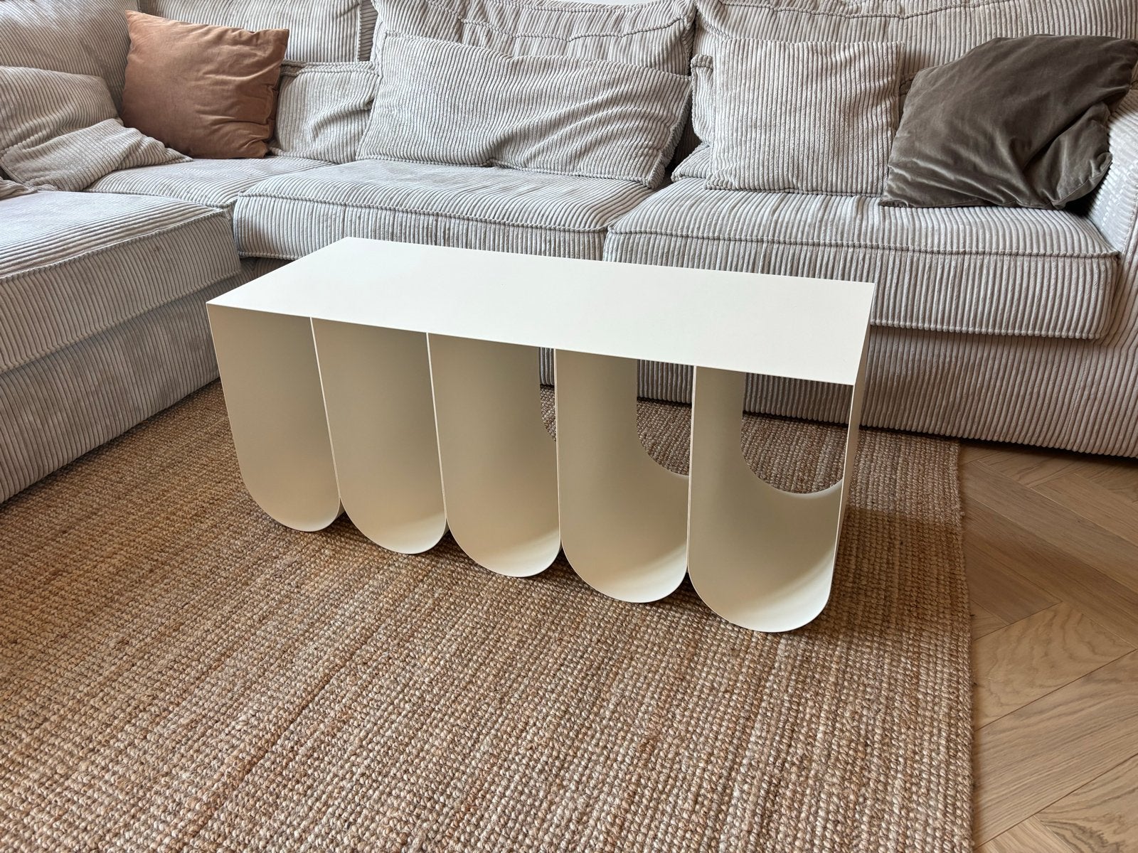 Sklum metal witte salontafel, Huis en Inrichting, Ophalen, Kunststof, 100 tot 150 cm, 50 tot 100 cm