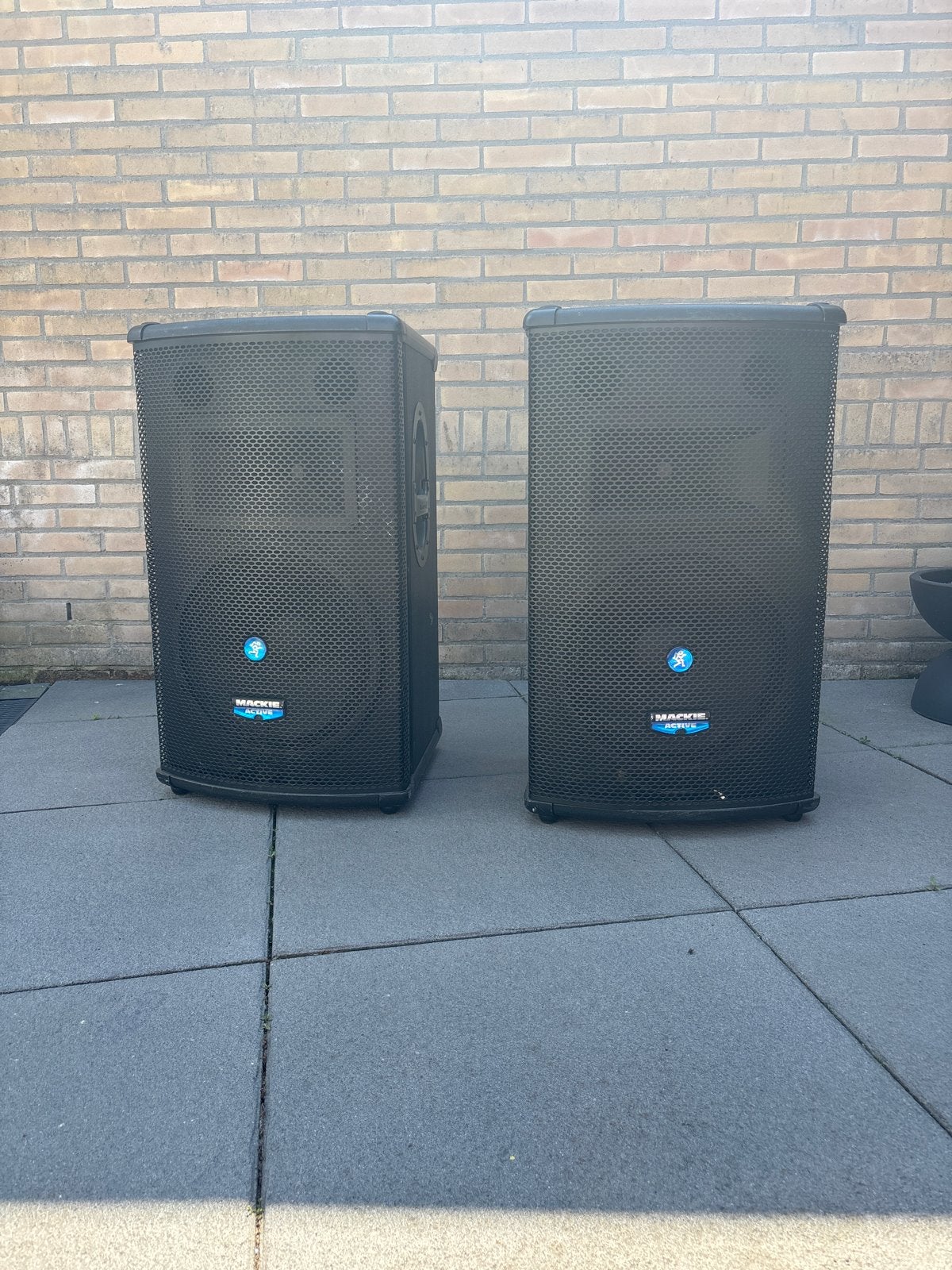 Mackie SR1521-Z (1 defect en de andere goed), Muziek en Instrumenten, Ophalen, Gebruikt, Overige merken