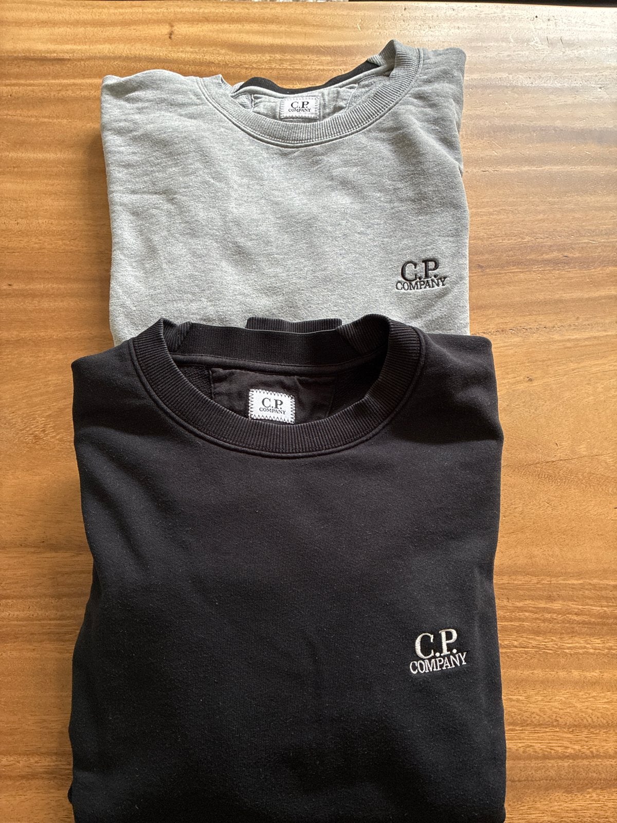 C.P. Company Sweater Zwart en Grijs - Maat L, Kleding | Heren, Verzenden, Gedragen, Maat 52/54 (L), Zwart
