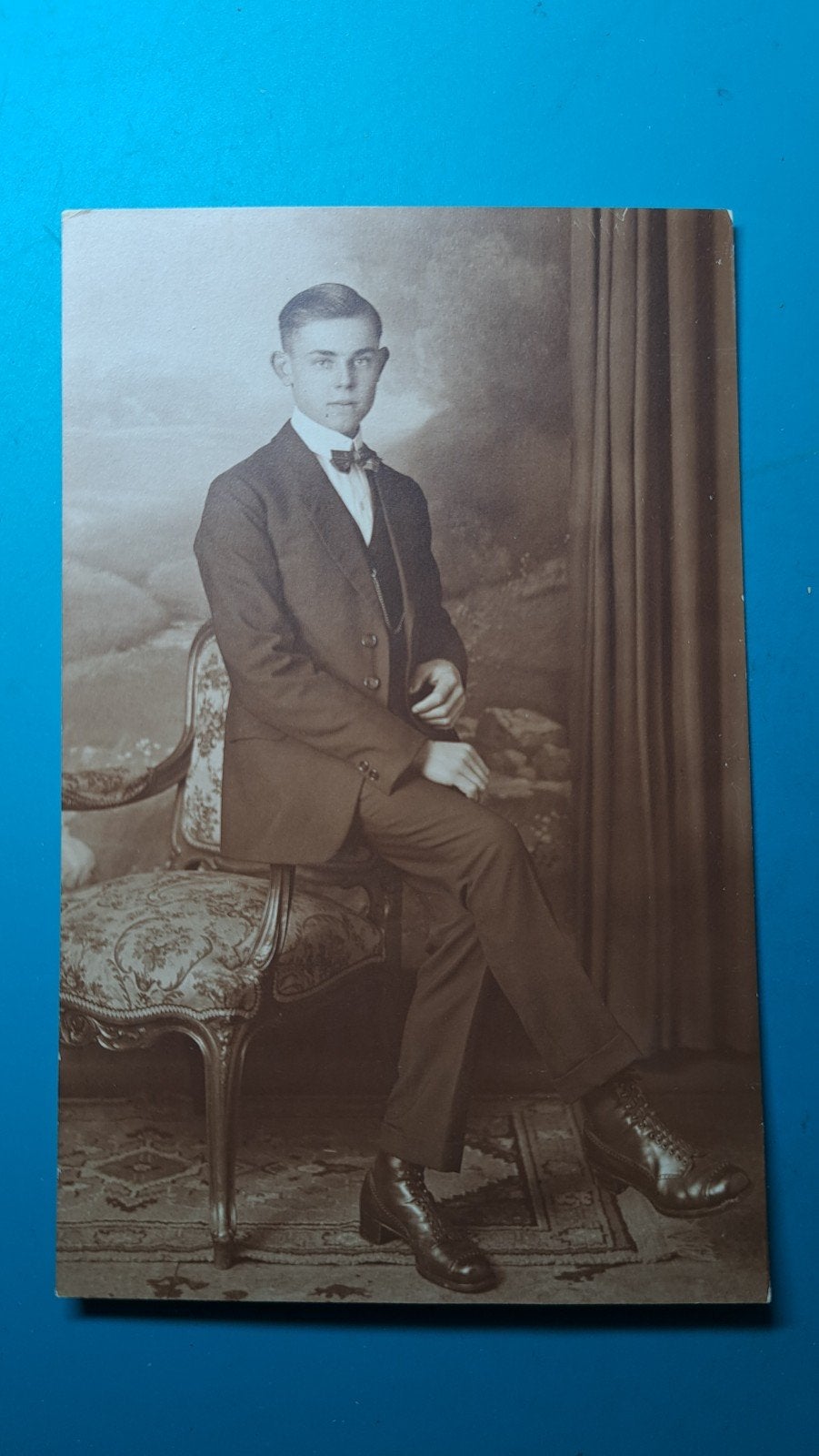 fotograaf E Visser von Weeren Den Haag, persoon in studio, Ophalen of Verzenden, Voor 1920, Ongelopen, Overige thema's