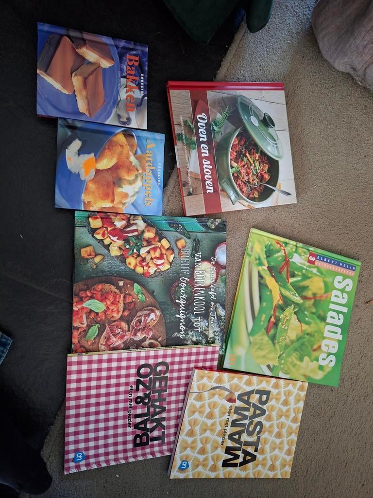 Diverse kookboeken, gratis, Ophalen, Gelezen, Overige gebieden, Hoofdgerechten