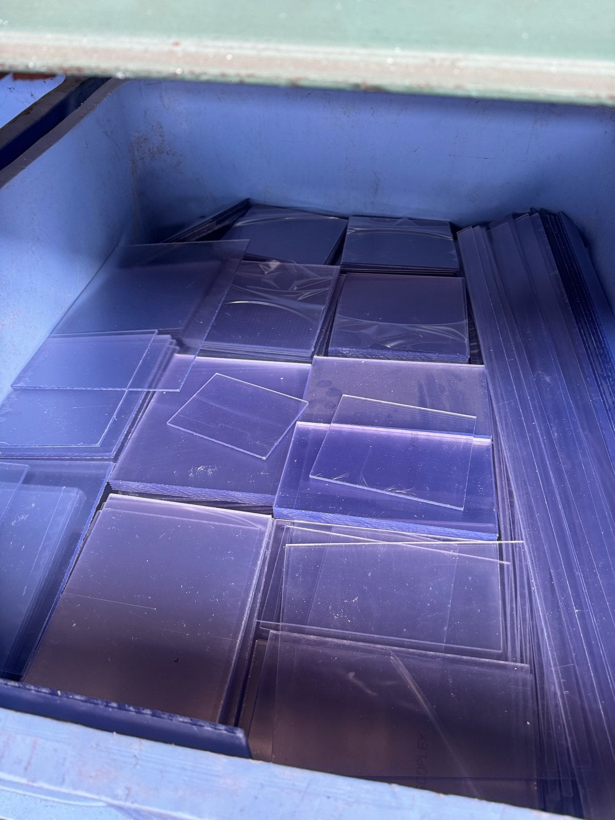 Helder en melkwit plexiglas 4mm dik, Ophalen of Verzenden, Nieuw, Overige materialen, Minder dan 20 mm