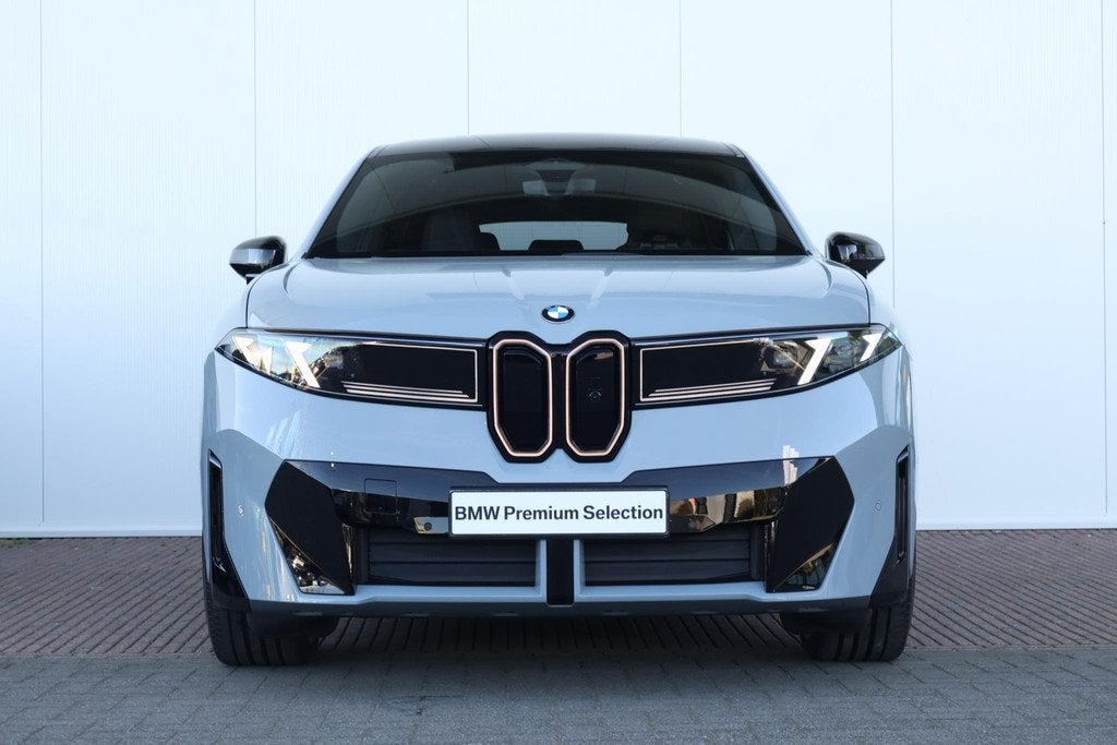 BMW iX3 50 xDrive 113 kWh | SoH 100% | Sport Pakket Pro | In, Auto's, BMW, Automaat, 660 min, Stof, 113 kWh