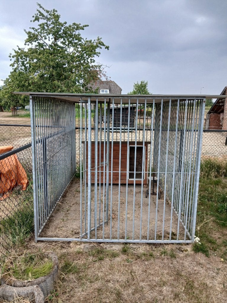 buiten honden ren, Ophalen, 100 cm of meer, Hondenhok, 110 cm of meer