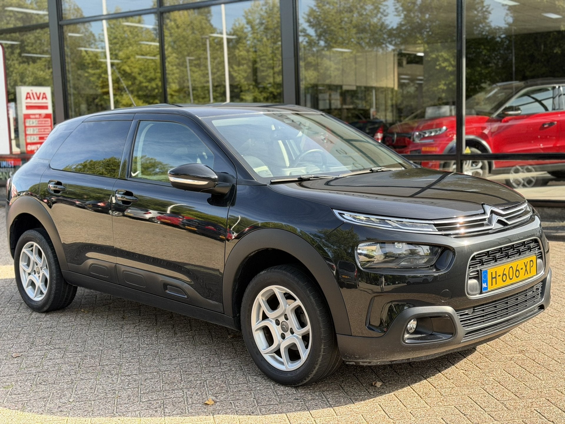 Citroën C4 Cactus 110pk Business Camera | Carplay | 44.181k, Voorwielaandrijving, Dealer onderhouden, Stof, Gebruikt