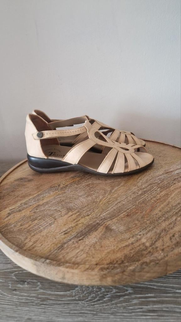 Think! sandalen maat 38, Kleding | Dames, Schoenen, Beige, Think!, Nieuw, Sandalen of Muiltjes