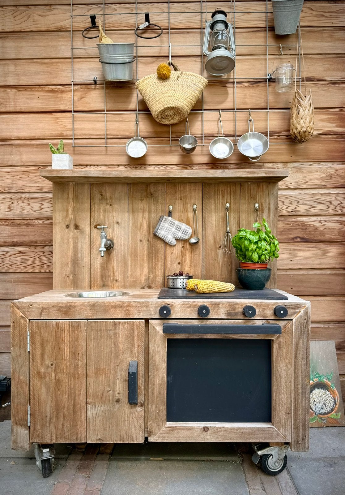 Nieuw: Houten buitenkeuken, Ophalen, Zo goed als nieuw
