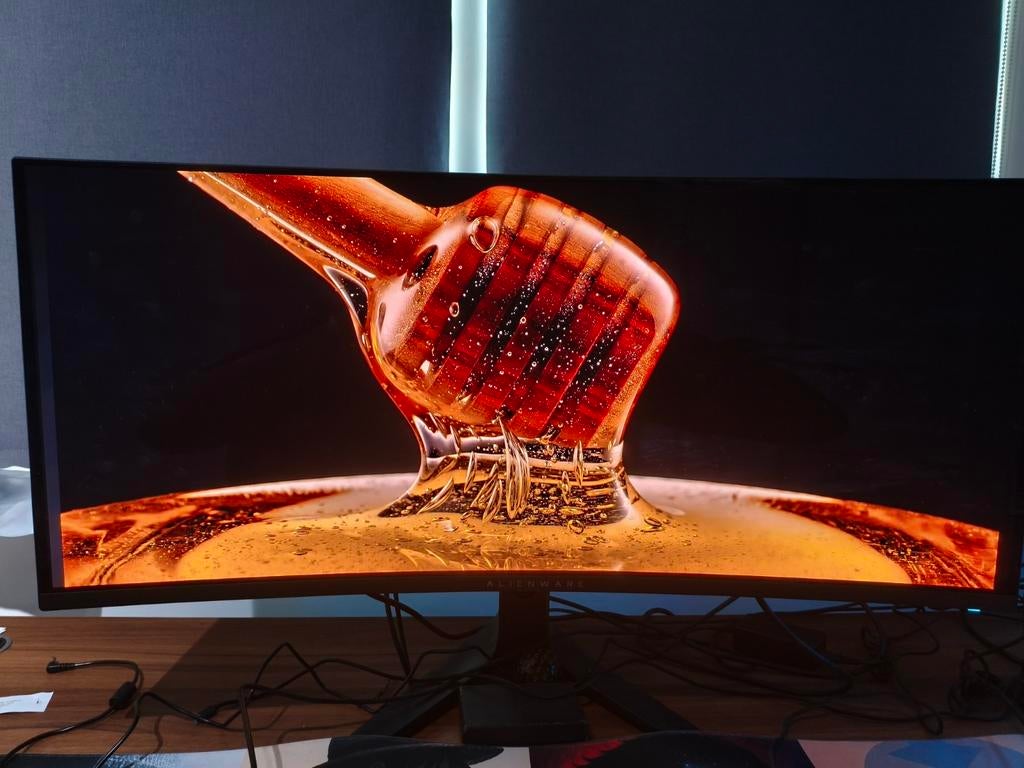 AW3423DWF 34 inch OLED gaming monitor, Computers en Software, Monitoren, In hoogte verstelbaar, Minder dan 1 ms, Zo goed als nieuw