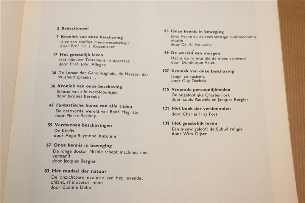 BRES 9, 1967 — Wetenschap, Religie, Kunst en Esoterie., Ophalen of Verzenden, Gelezen, Overige onderwerpen, Achtergrond en Informatie