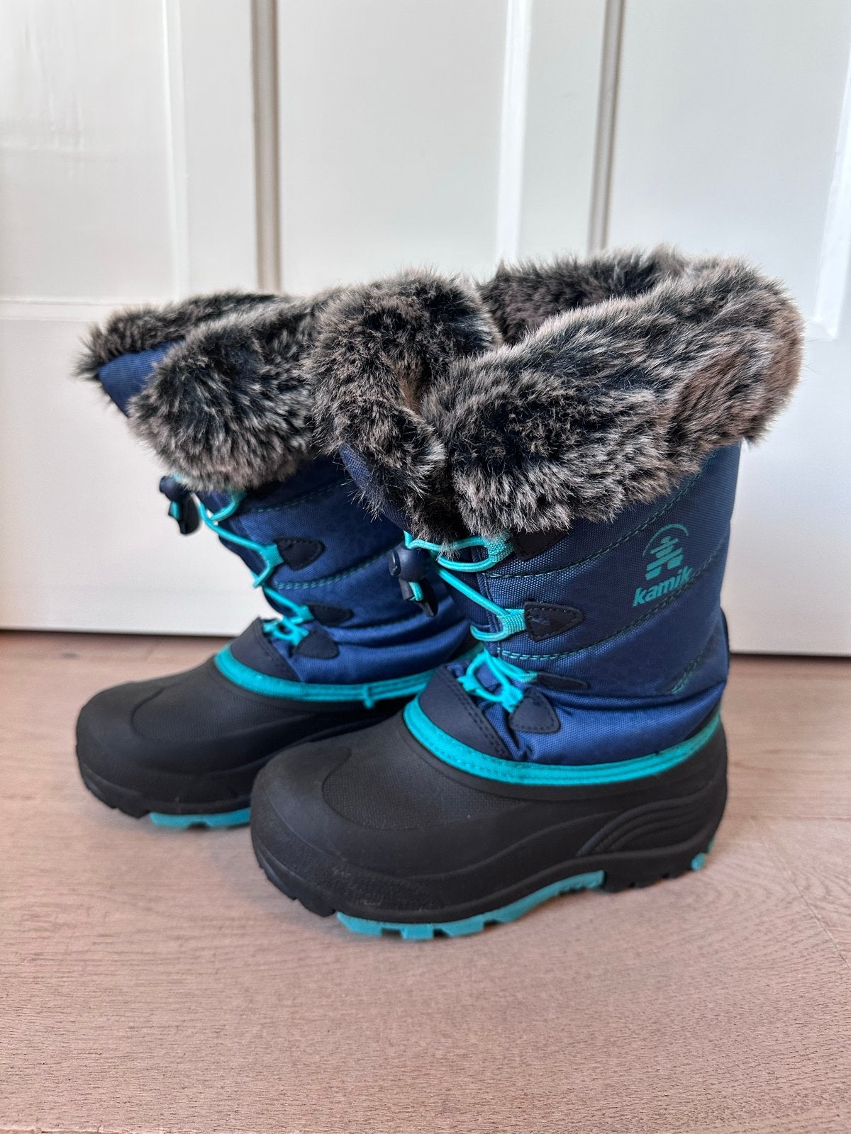 Kamik Kids Snowboots - EU 33/34 (US 2) - Uitstekende staat, Kinderen en Baby's, Ophalen, Zo goed als nieuw, Jongen of Meisje, Laarzen