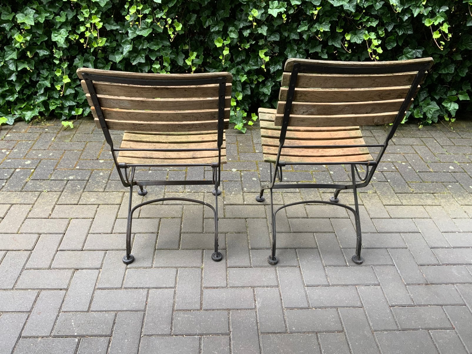 2 Brocante bistrostoelen., Ophalen