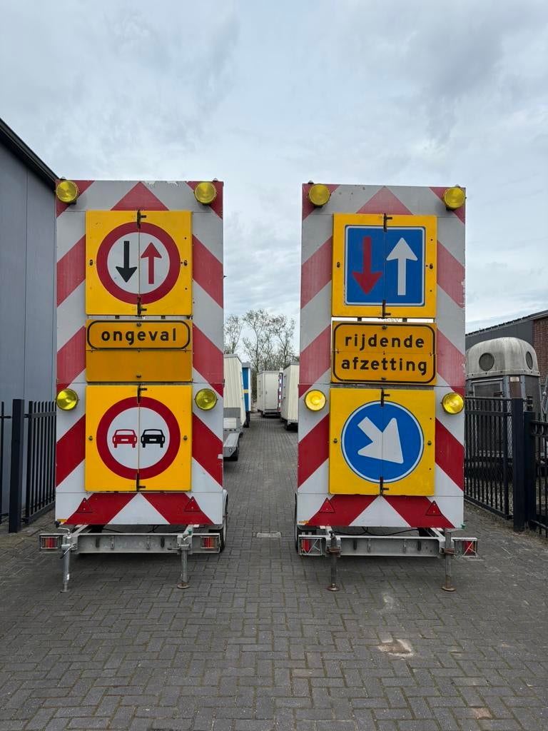 Te koop 2 x Actiewagen, pijlwagen, afzetwagen, Auto diversen, Aanhangers en Bagagewagens, Ophalen, Gebruikt