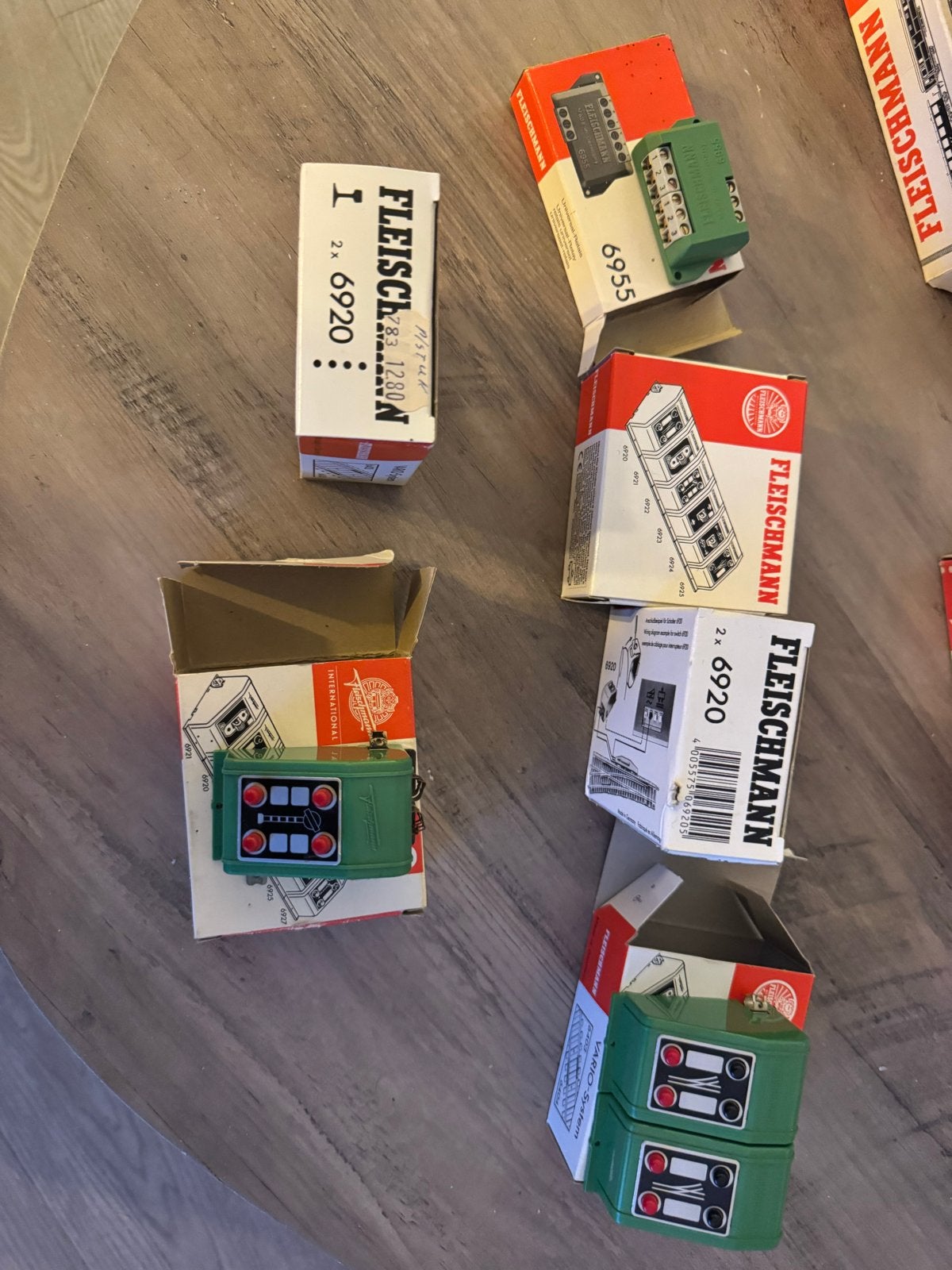 Fleischmann Treinaccessoires en Wagons - Diverse Modellen, Gelijkstroom, Fleischmann, Wagon, Ophalen of Verzenden